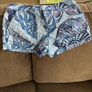 Lily Pulitzer shorts size 6